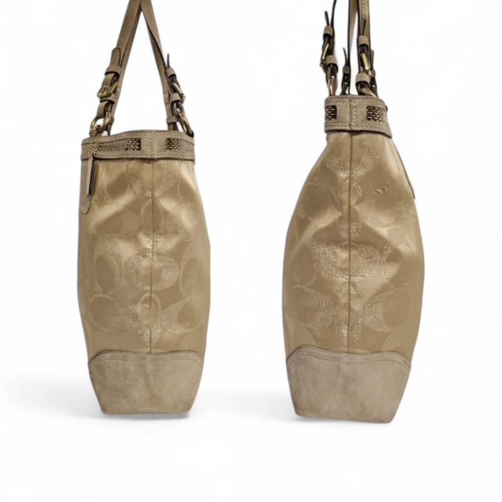 Coach Signature F06J-10390 Beaded Tote Bag In Canvas And Suede In Gold And Tan - Picture 4 of 15